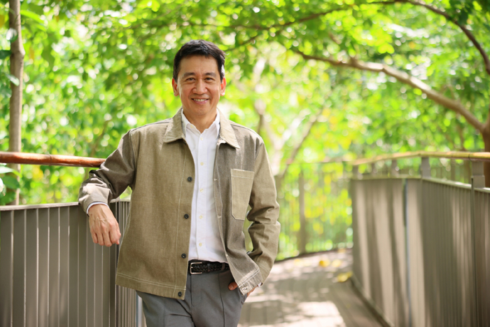 รศ.ดร.สิงห์.jpg