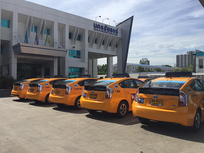 4_taxi