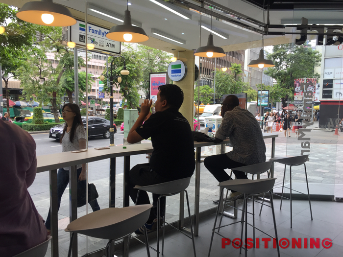 10_familymart-copy