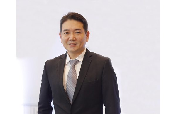 นายพีระพงศ์