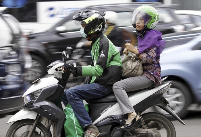 1_gojek