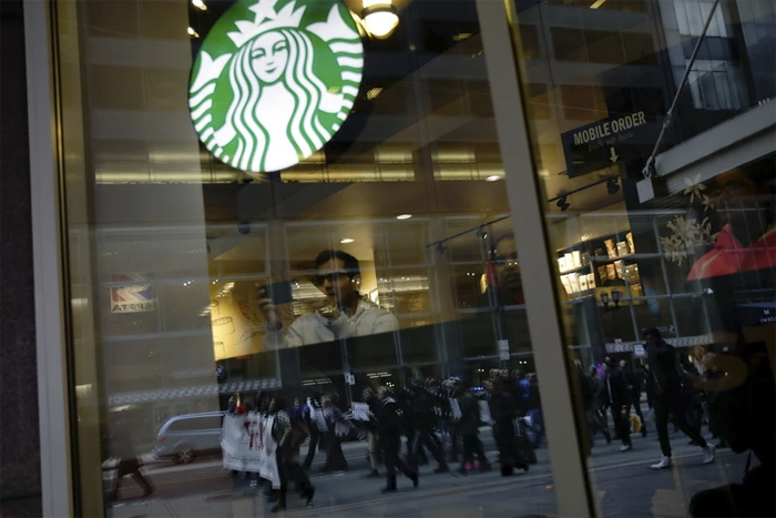open_starbucks
