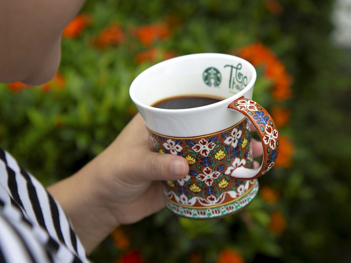 1_starbucks-1