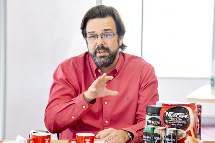 1_nescafe700