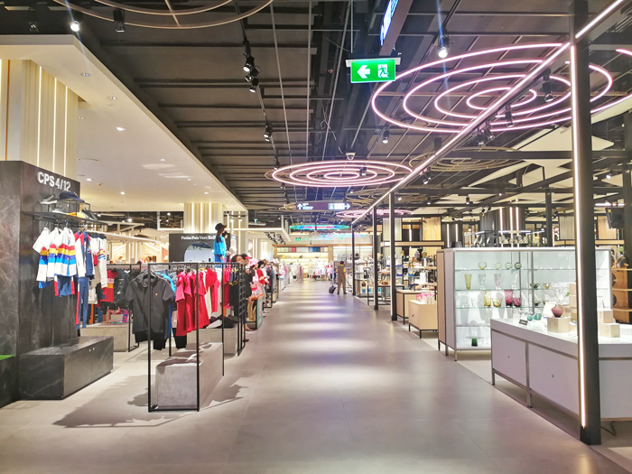 2_siamtakashimaya800