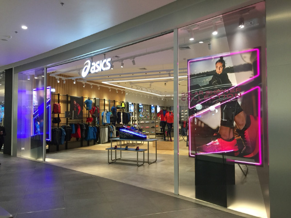 ASICS