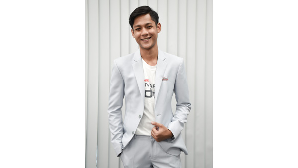 นายทิษณุ