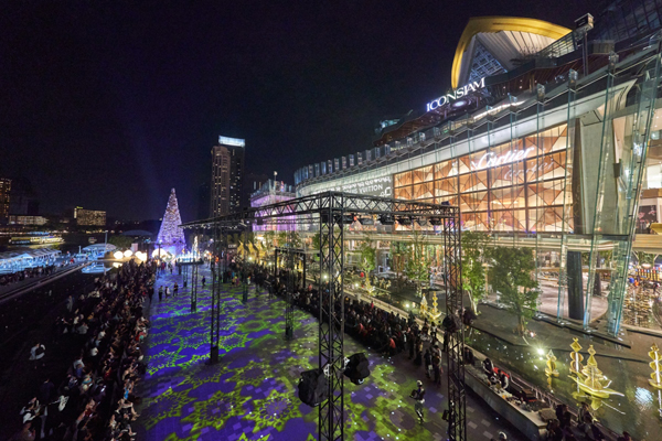 04-พรมวิเศษ