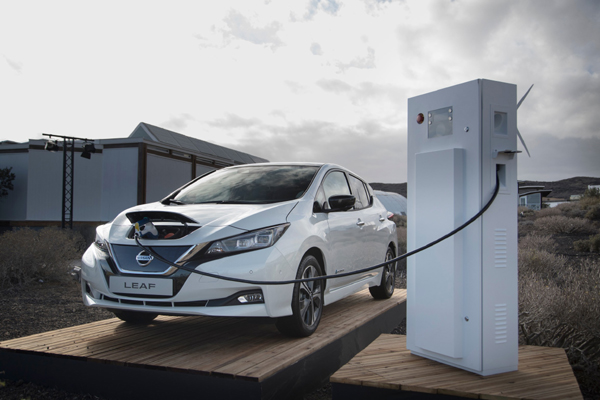 Demystifying Electric Vehicles: Nissan pioneers first-ever dig