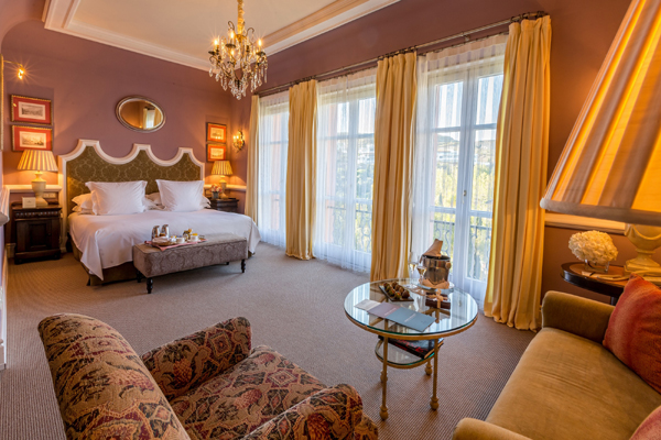 Deluxe-Room
