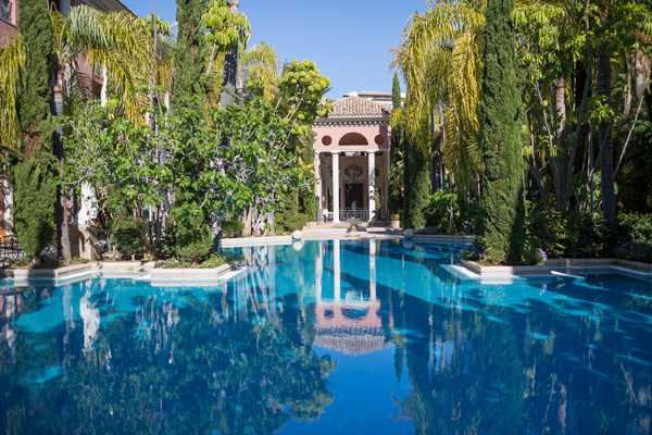 Pool-View
