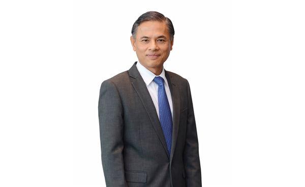 นายวิชาญ