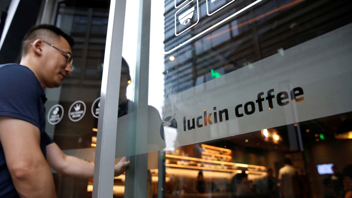 Luckin-Coffee_1