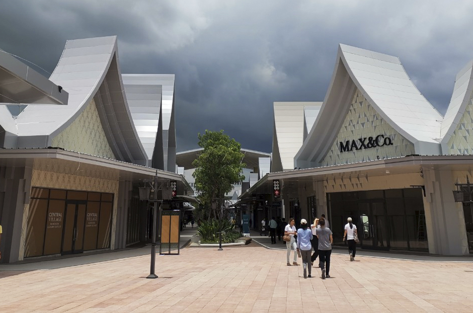 open_CentralVillage