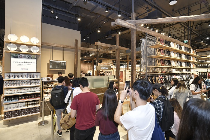 Muji-Lifestyle-and-Cafe-1