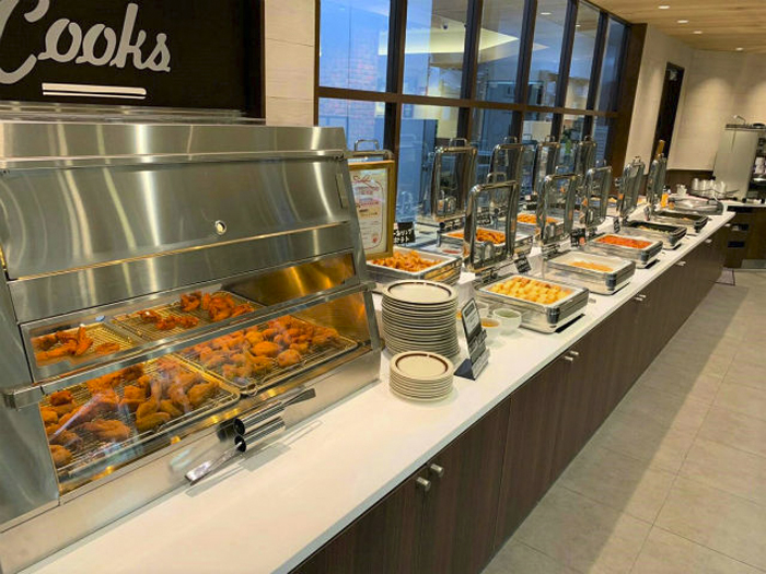 1_KFC_buffet