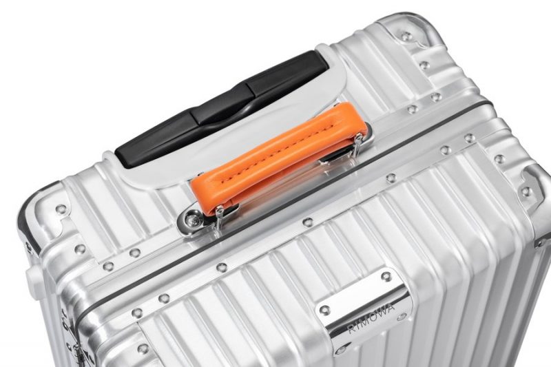 handles-top-view-custom-rimowa-suitcase-CUSTOMRIMOWA1119-e1573638509278