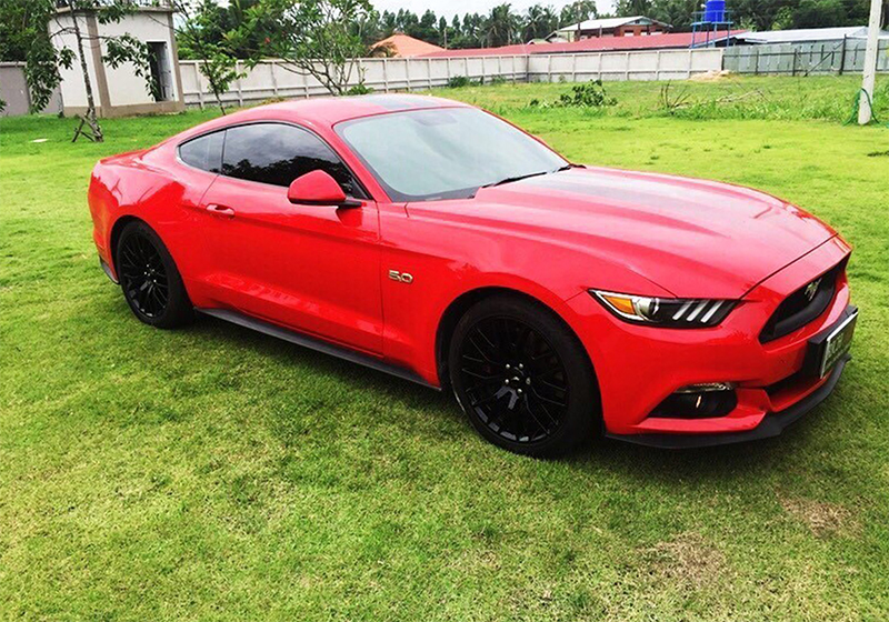 10-Mustang