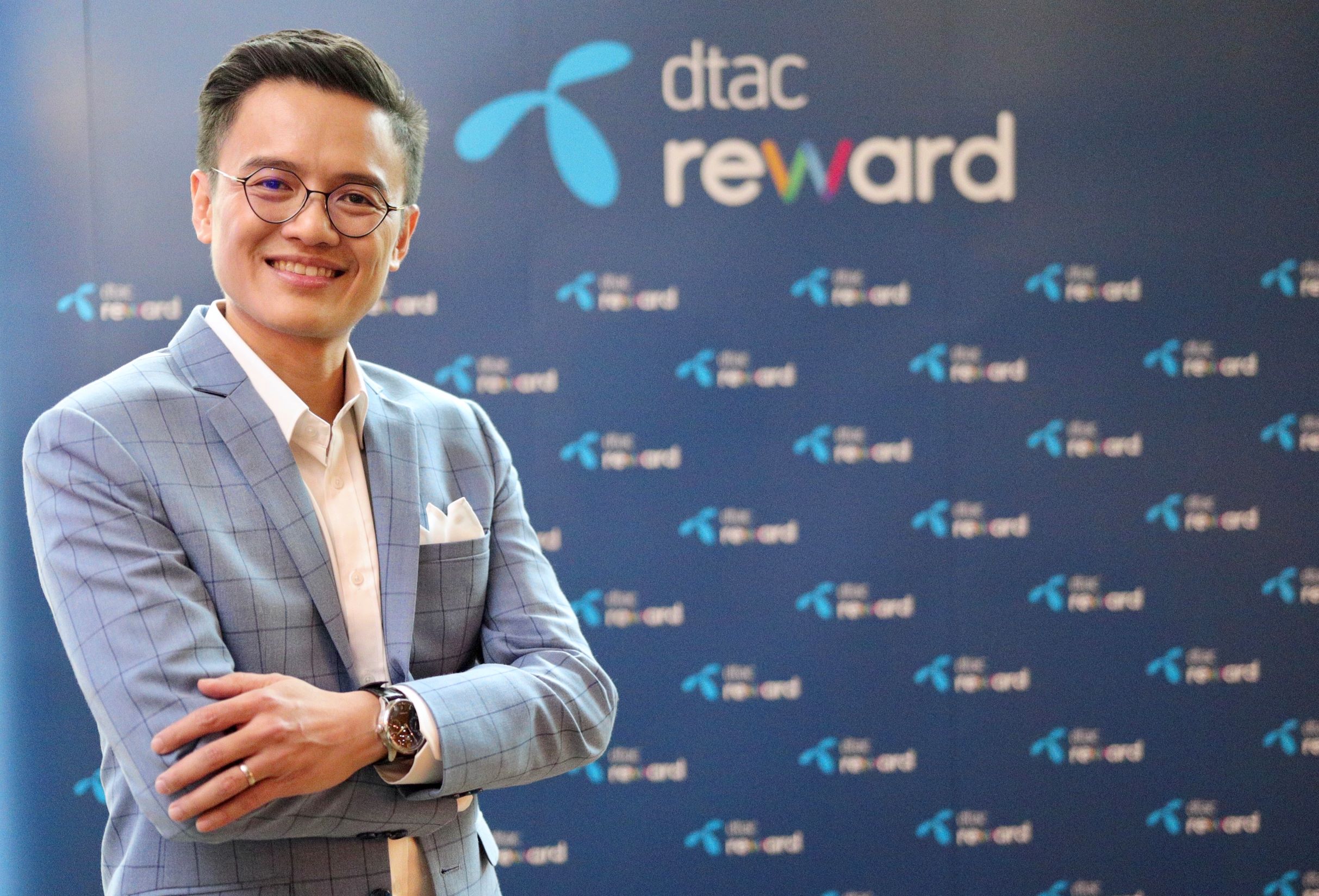 dtac CMO_How Rih Ren