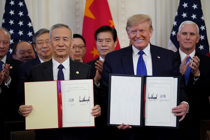trade war07