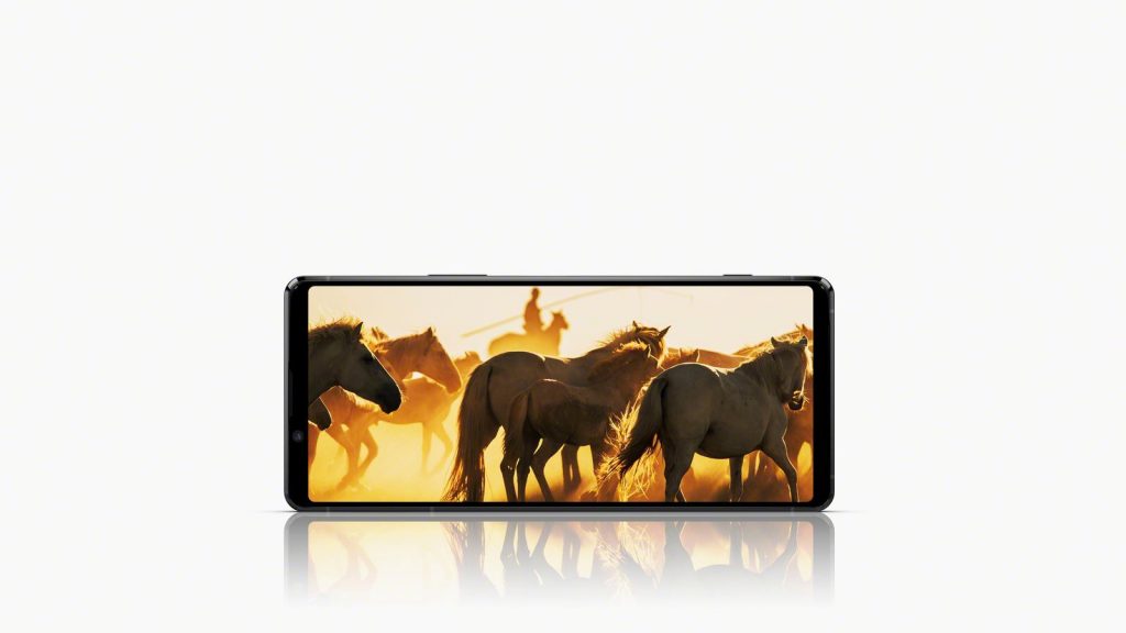 Xperia-1-II-Black-Display-1024x576
