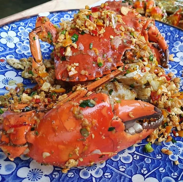 ปูไข่ดอง