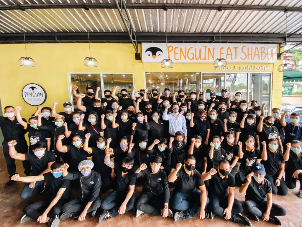 Penguin-Eat-Shabu-1024x768