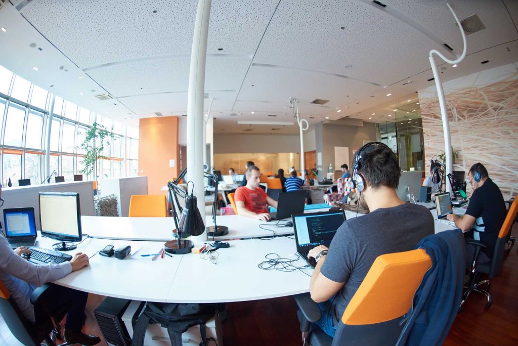 Startup01-1024x684