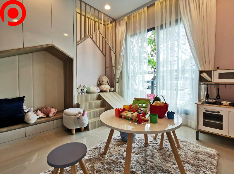 Bann-Klang-Muang-Sathorn