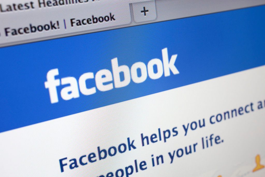 Facebook01-1024x683