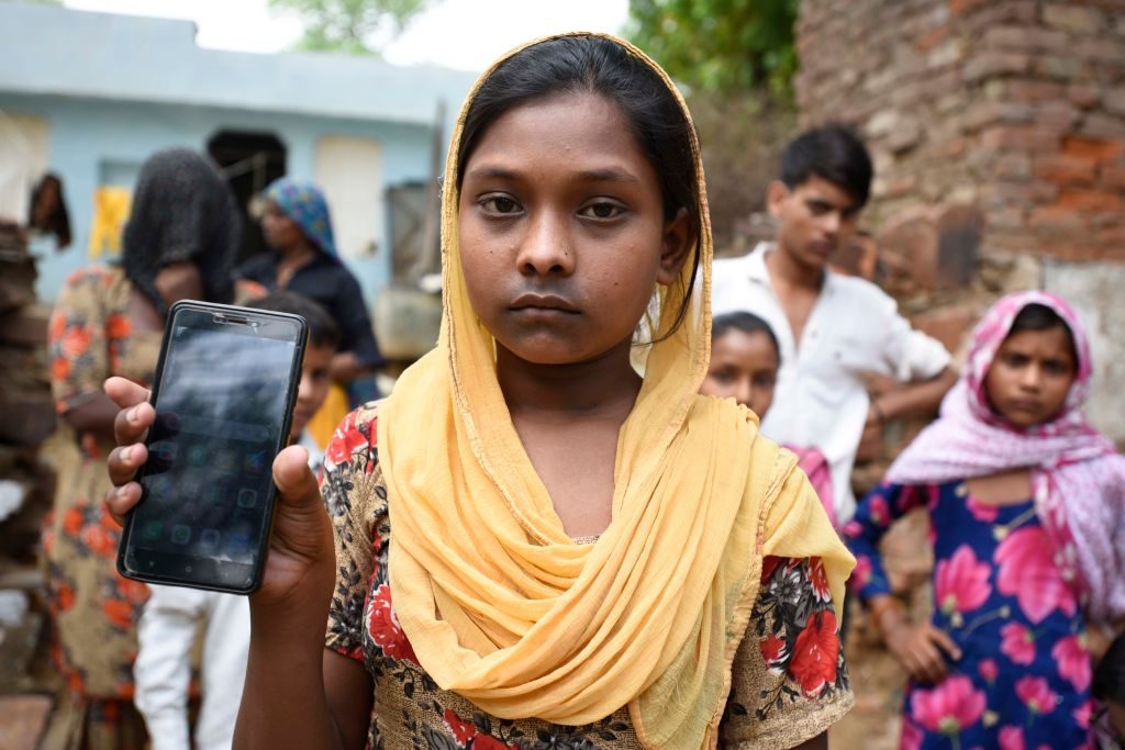 India-Smartphone-1024x683