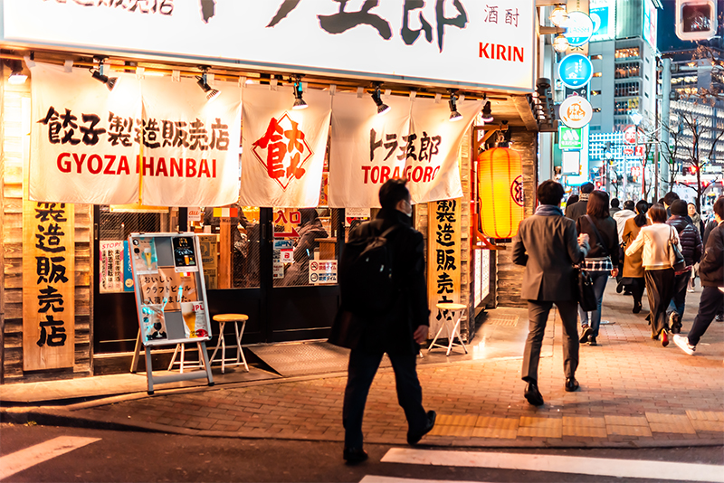 Japan-Salaryman-nightlife
