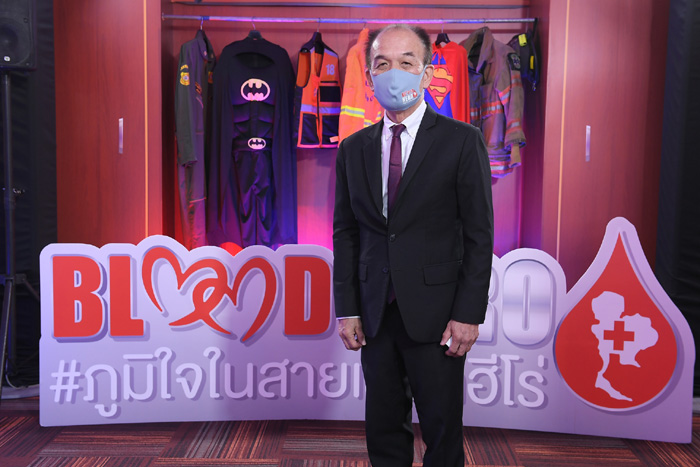 นายชนินท์
