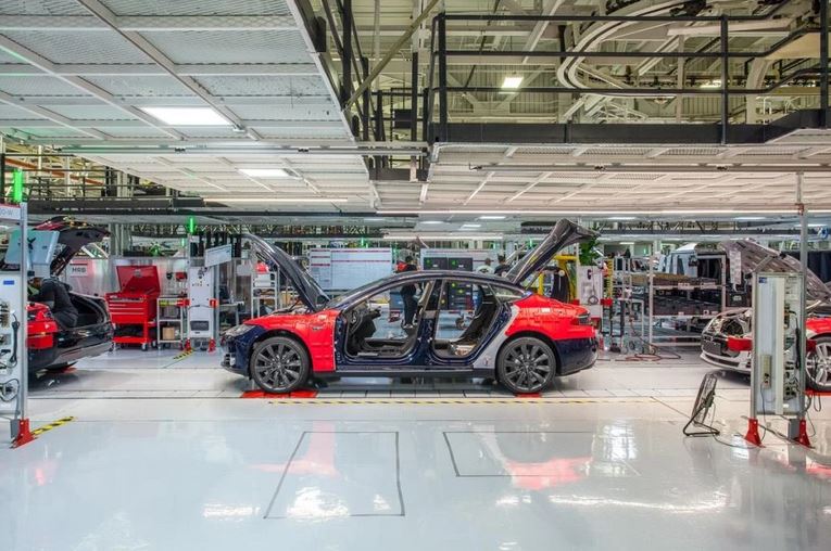 tesla012