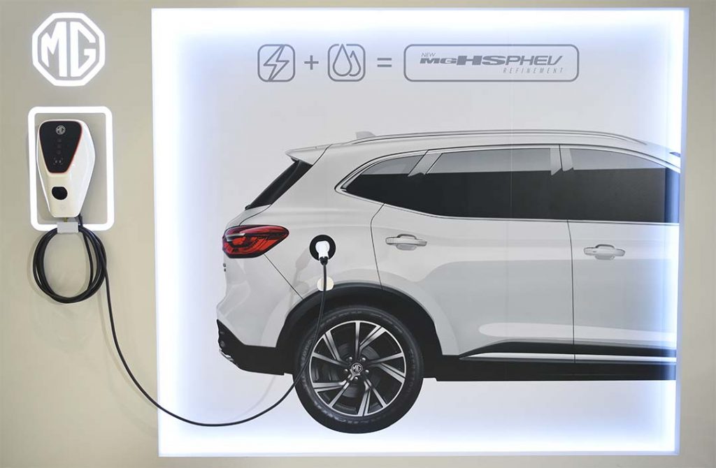 MG-HS-PHEV-03-1024x670