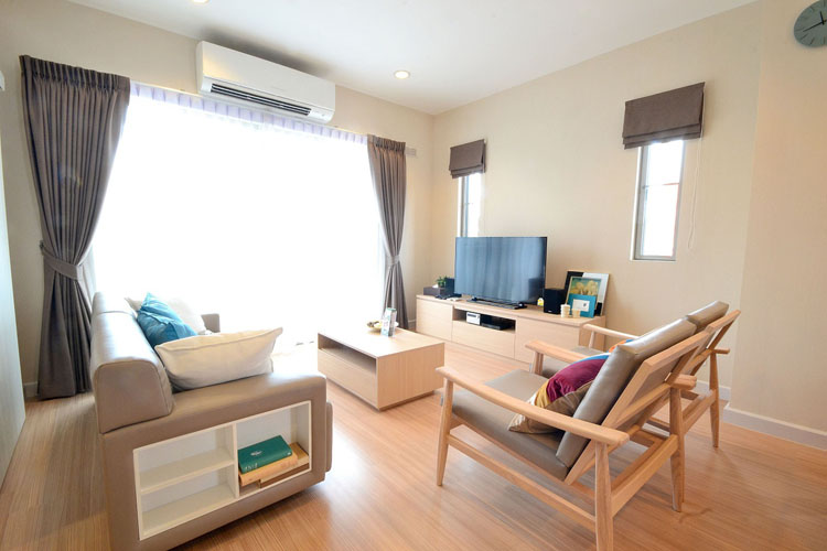 harmoniq residence sriracha