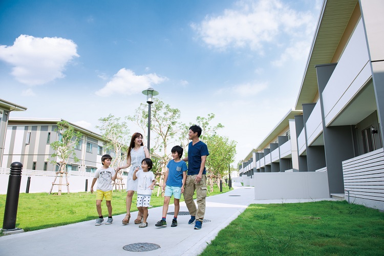 harmoniq residence sriracha