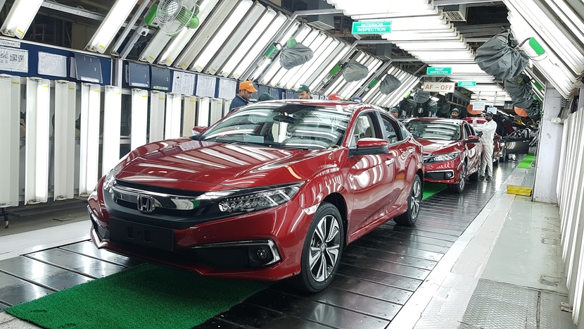 10th-Generation-Honda-Civic-production-begins-in-India