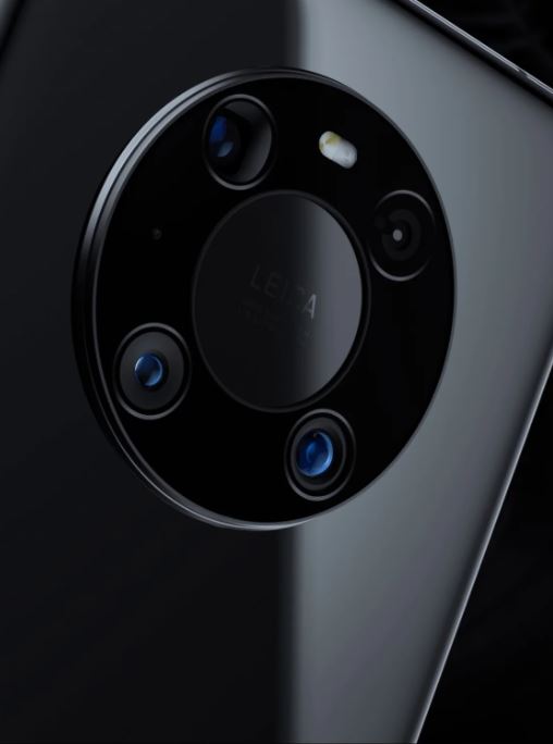 Space-Ring-design_Leica-Camera-