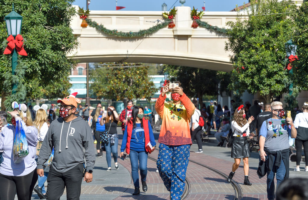 Disney-California-Adventure-Park-02