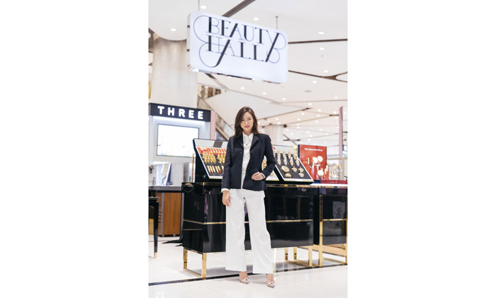 1.คุณบลู-