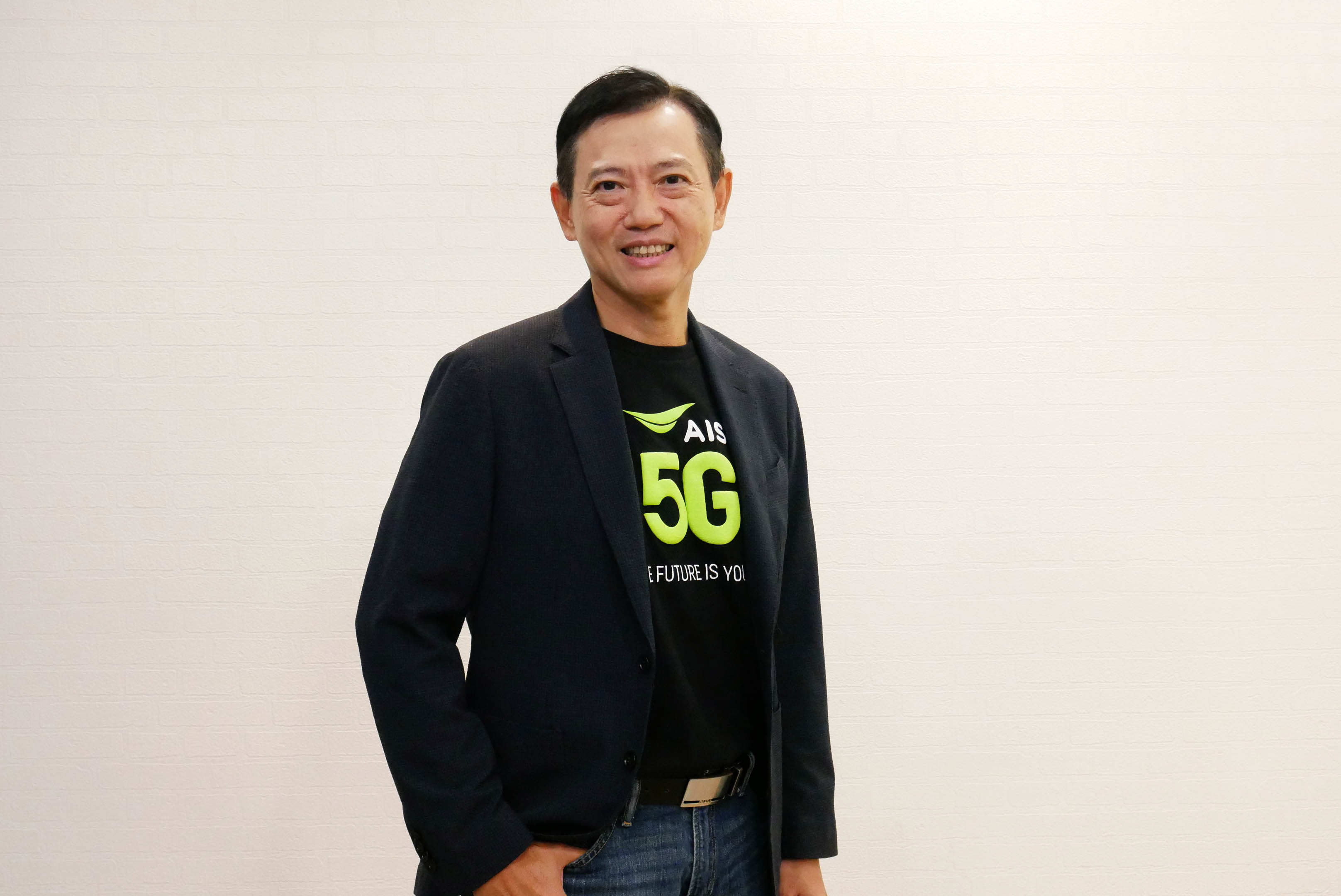 ais-business-03