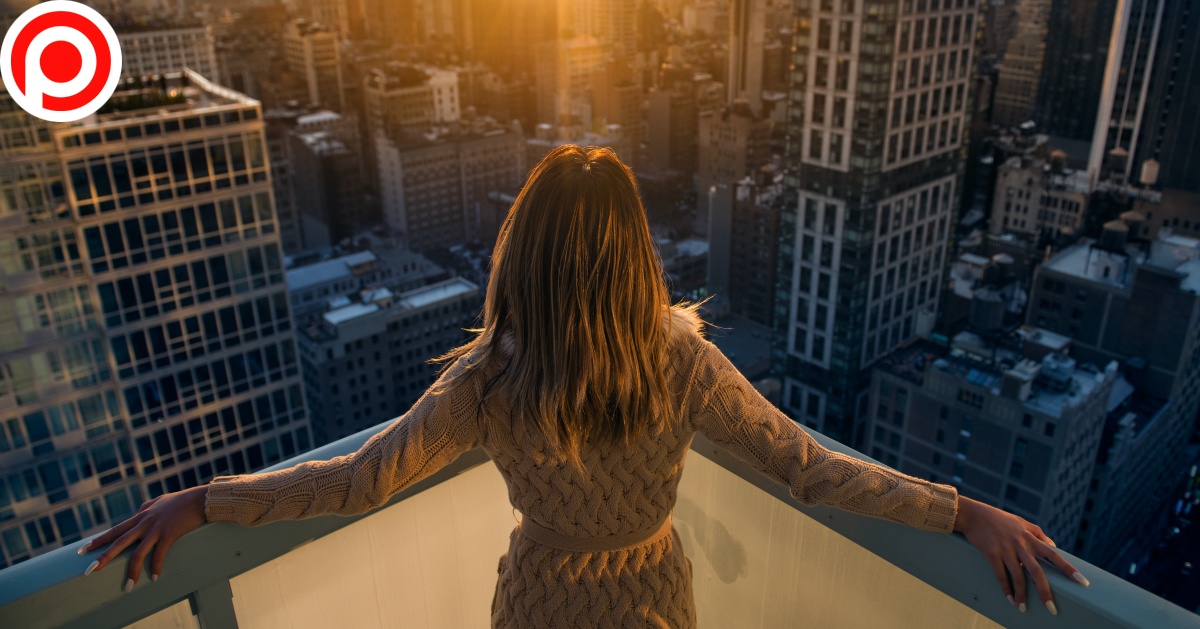 luxury Rich,Woman,Enjoying,The,Sunset,Standing,On,The,Balcony,At