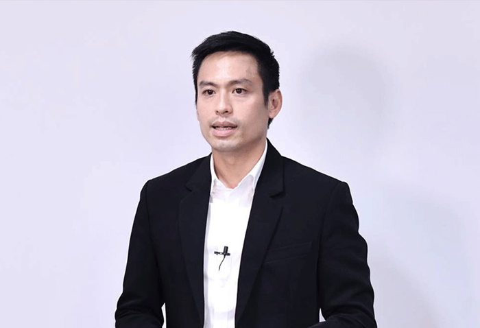 กรวี