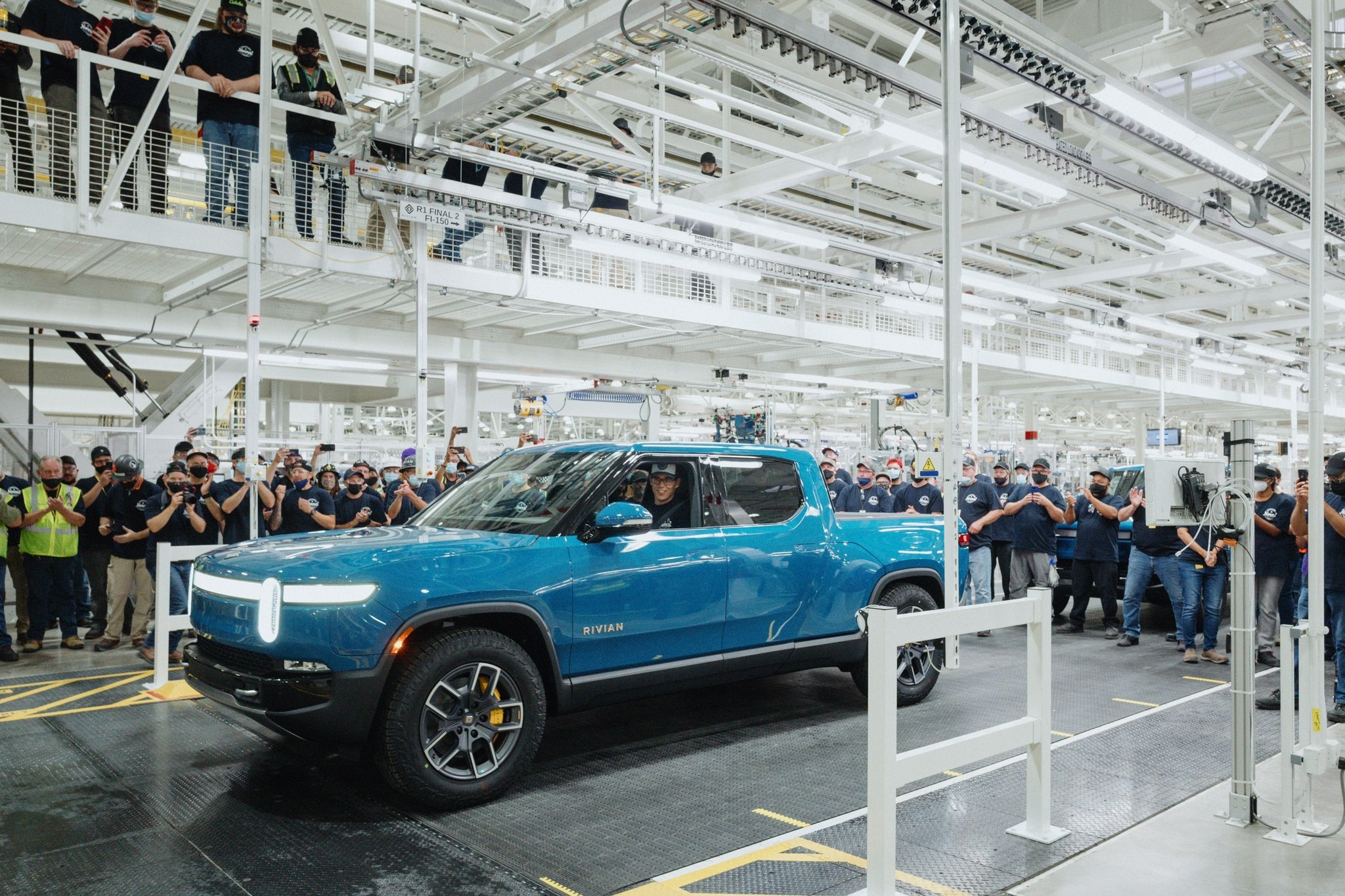 Rivian-01