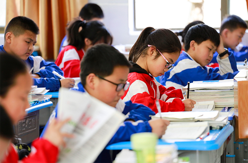 China-Tutor-School-Close-2
