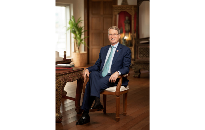 Dr. HARALD