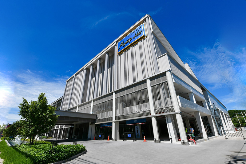 Montathip-Hall