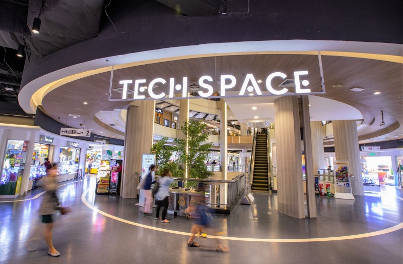 14-RM2-Tech-Space