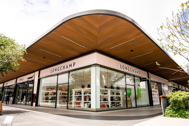 LINE_ALBUM_Outlet_210911_16